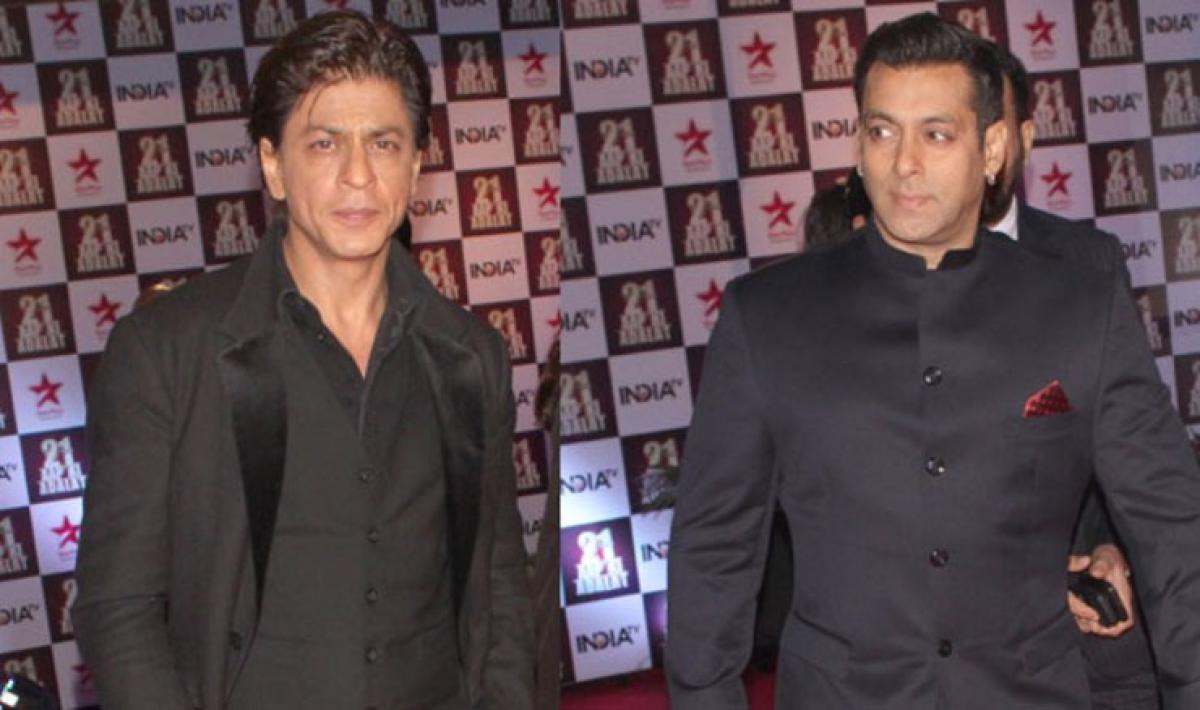 SRK counters Salmans Eid release Bajrangi Bhaijaan with Raees first look