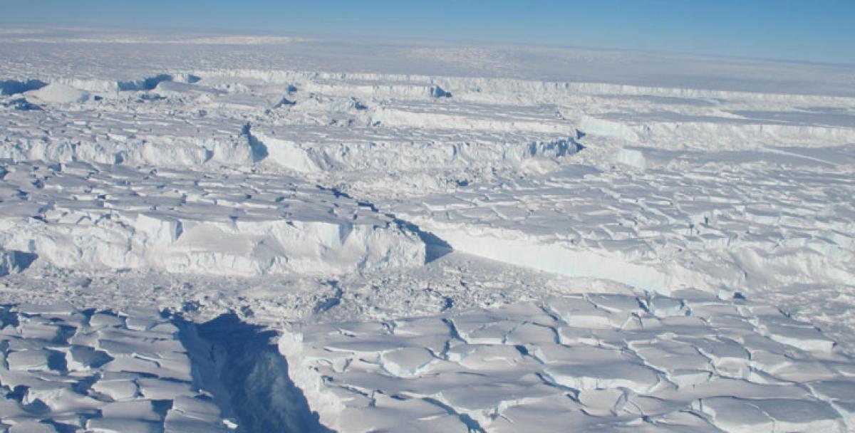 Antarctic snow making up for thinning glaciers, says Nasa