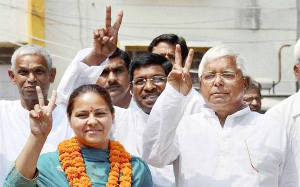 Sharad Yadav, Jethmalani, Misa Bharti file papers for RS polls