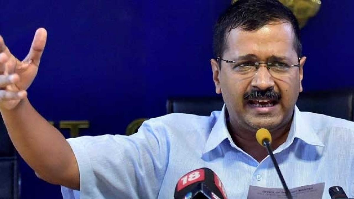 Delhi: Amid fissures in AAP, Kejriwal hosts dinner for MLAs