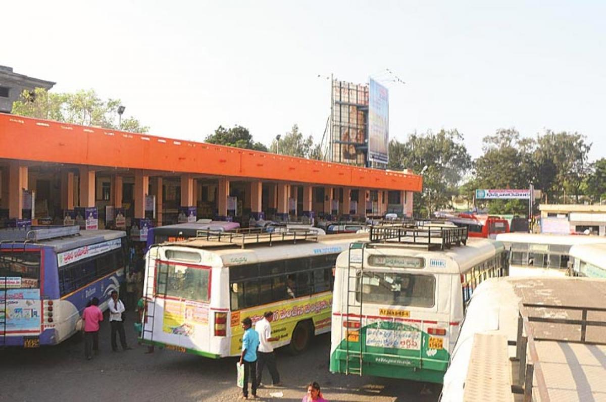 New bus station with 30 platforms: Minister