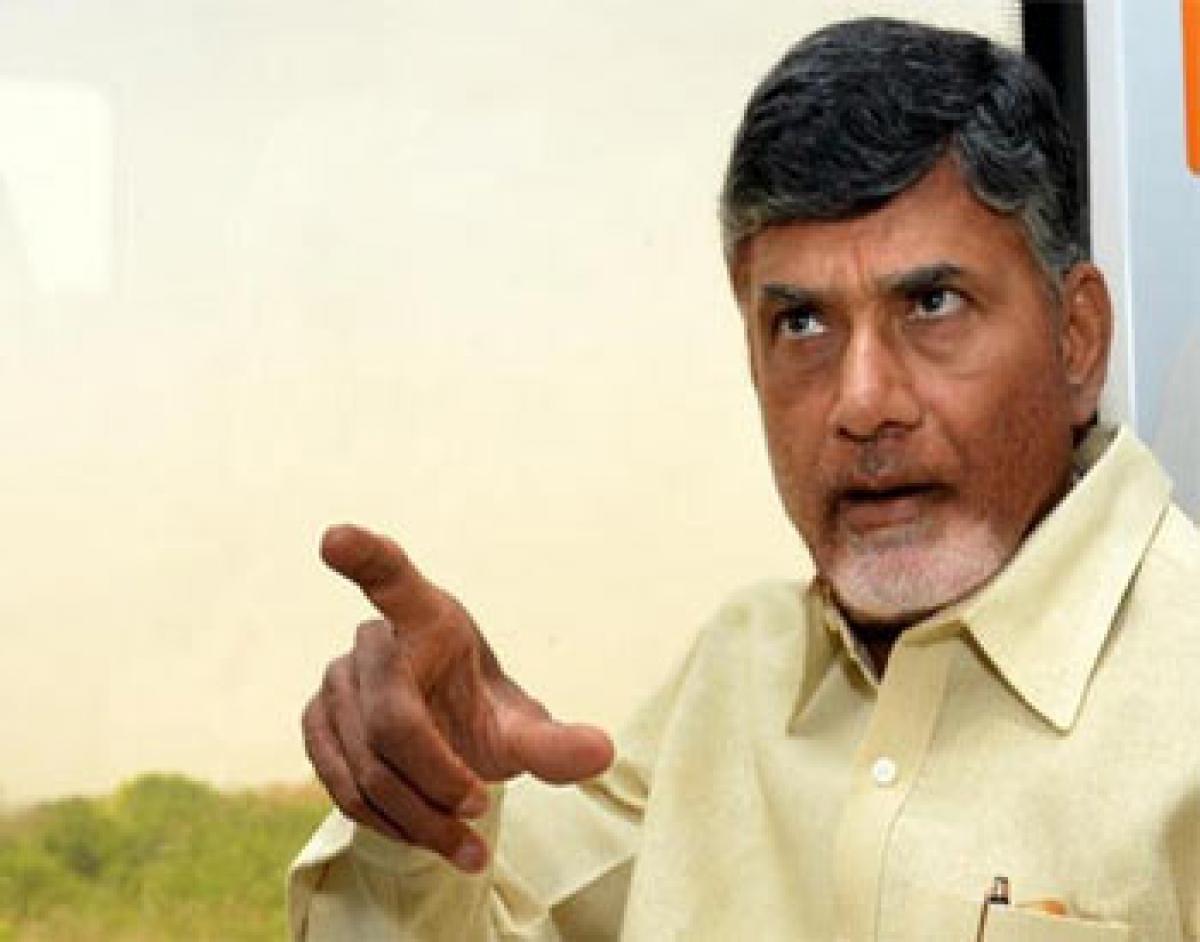 Chandrababu Naidu reviews traffic, security arrangements for capital fete