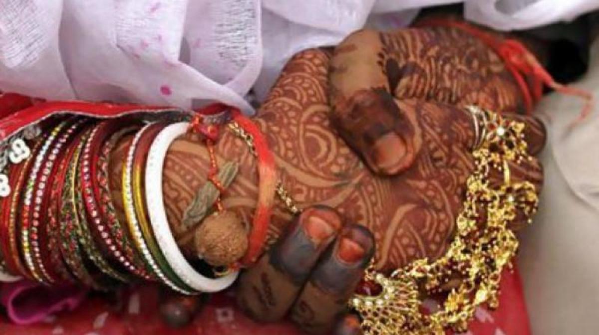 Undersea marriage for couple off Kerala coast