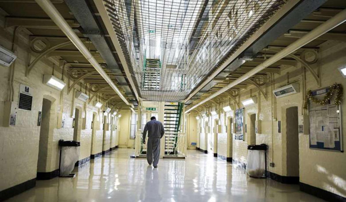 Britain to crackdown on literature of prison extremists