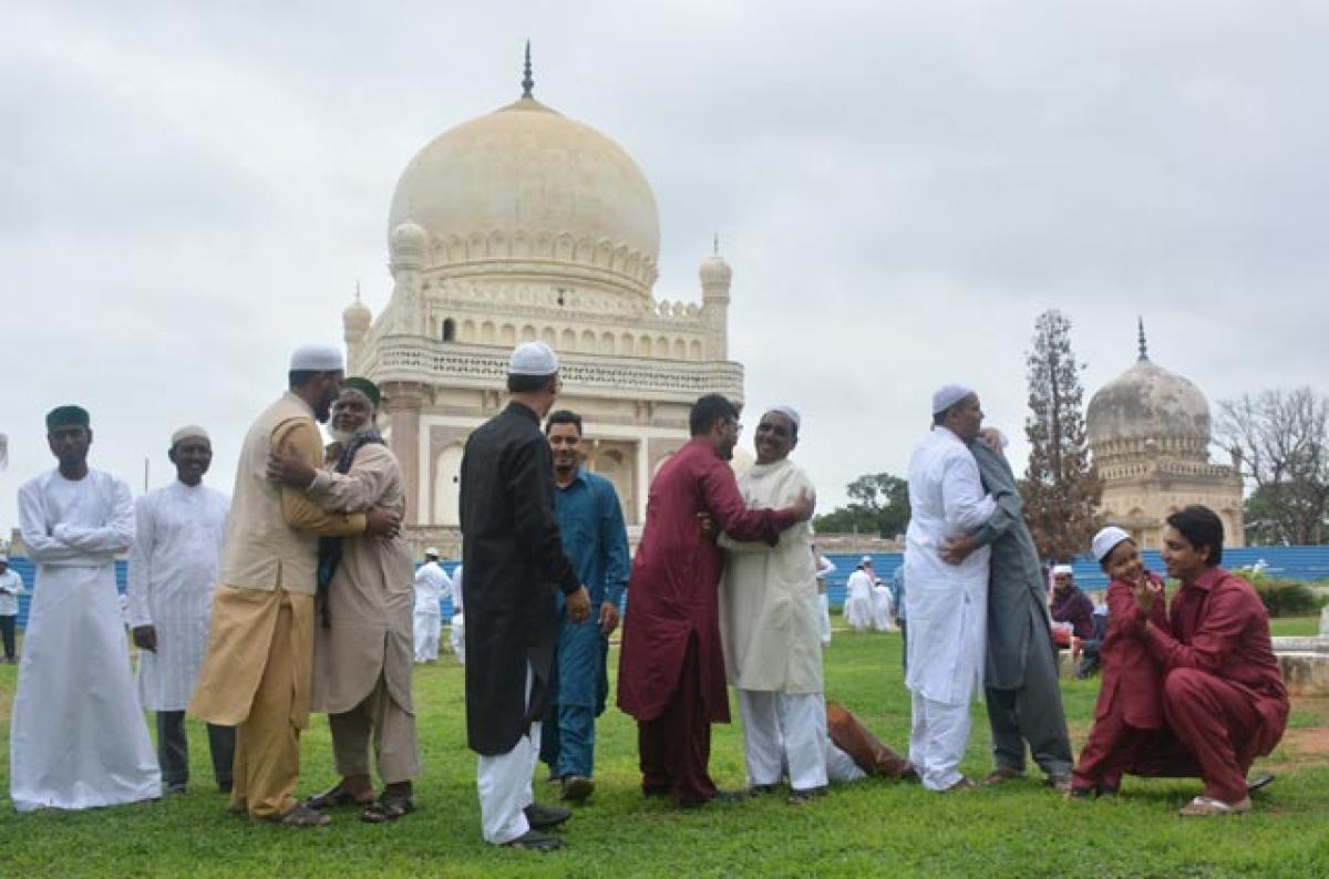 Prayers, empathy mark end of holy month