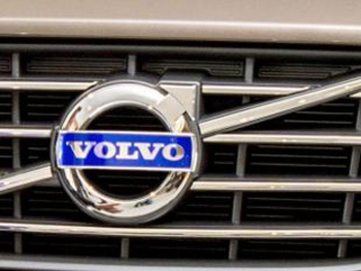 Volvo rolls out S60 luxury sedan 