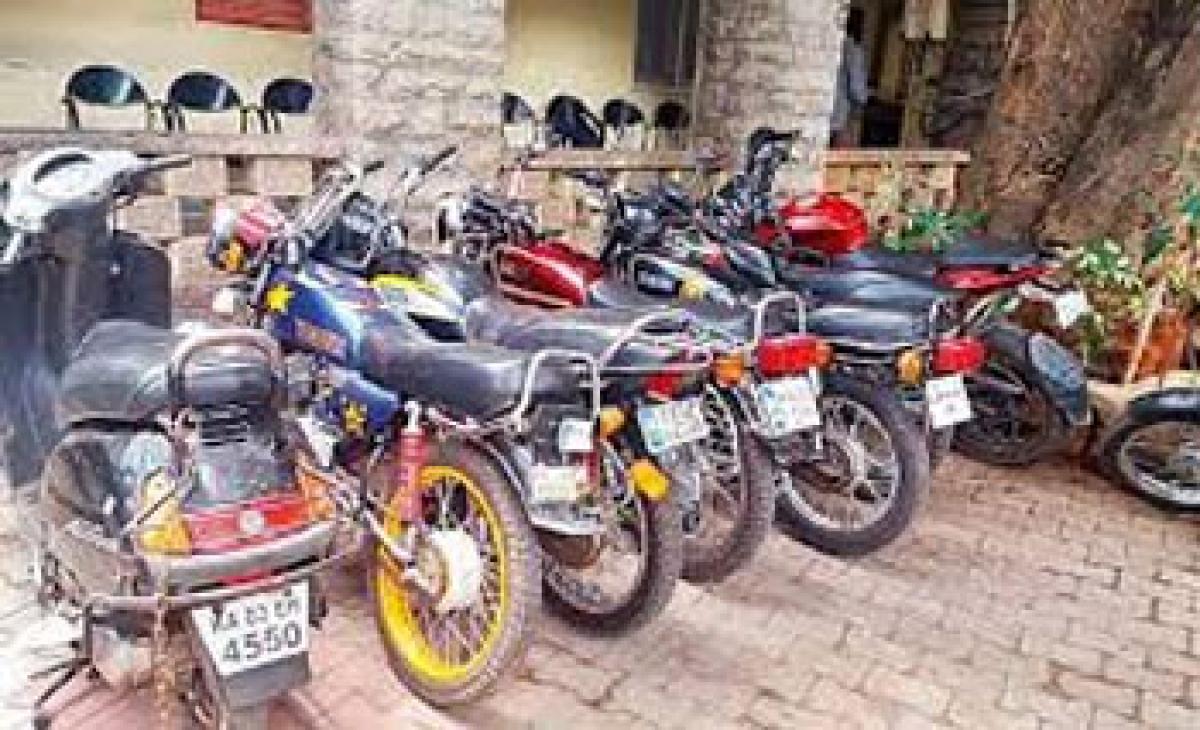 Juvenile among 4 held; 11 bikes seized