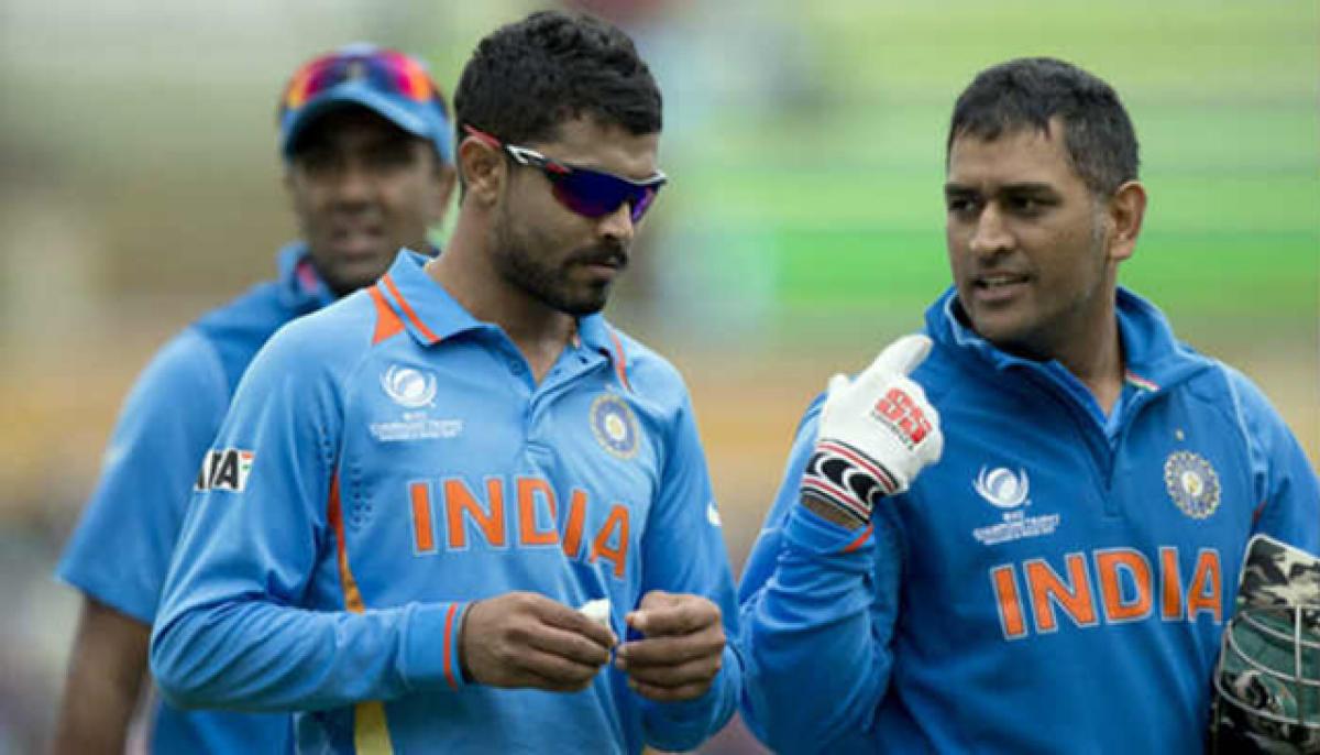 How Dhonis tips to bowlers was caught on stump mircophone