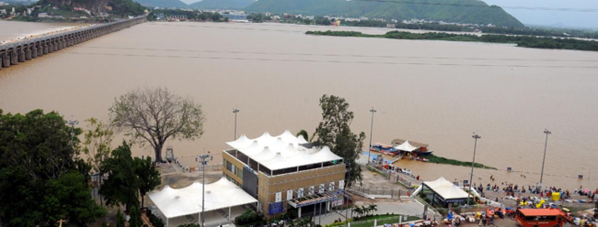 Floodwater level drops in Prakasam Barrage