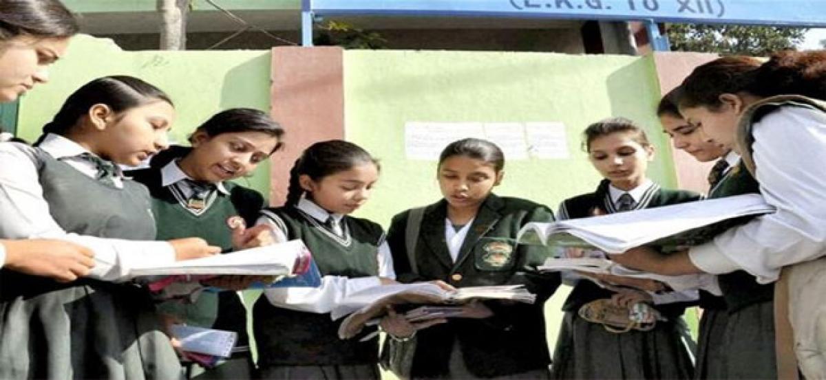 CBSE Class 10 &12 admit cards, date sheet released