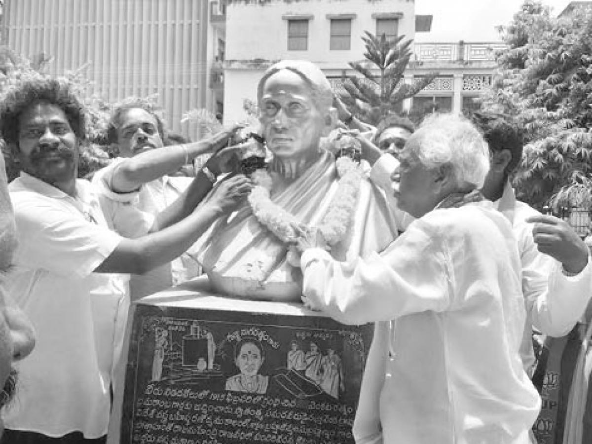 Centre will fulfil all promises to AP: Bandaru Dattatreya