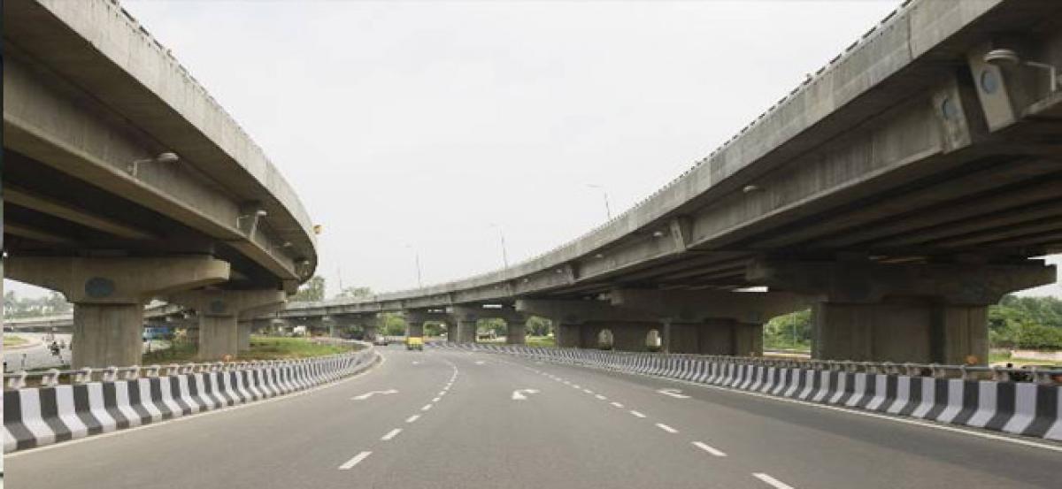 Centre clears Rs 10,000 crore worth road projects for UP