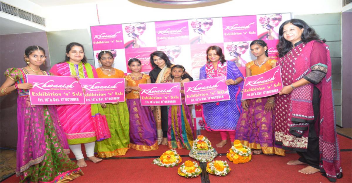 Bathukamma celebrations at curtain raiser of Khwaaish