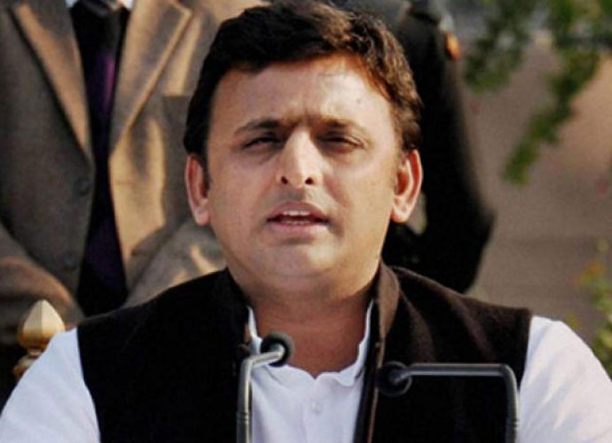 Akhilesh Yadav denies rift within Samajwadi Party