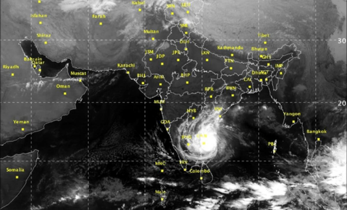 Cyclone Vardah moves further towards AP