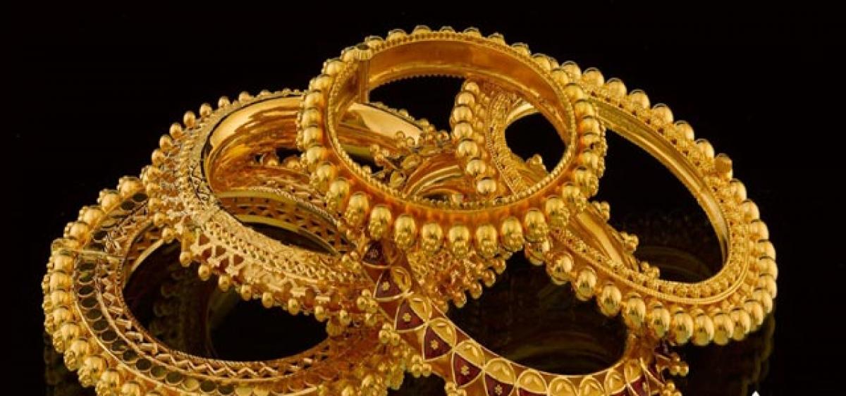 Bengalis toil to keep city’s jewellery industry afloat