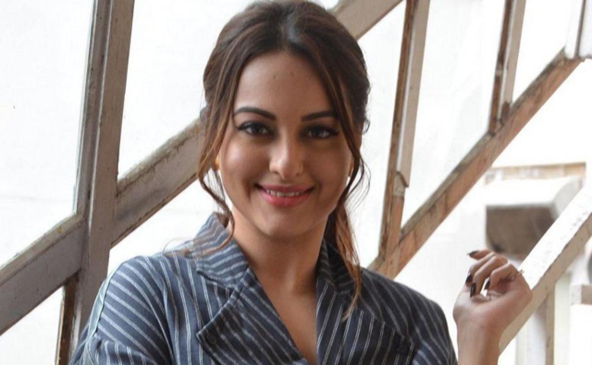 Sonakshi to act with family only with right script