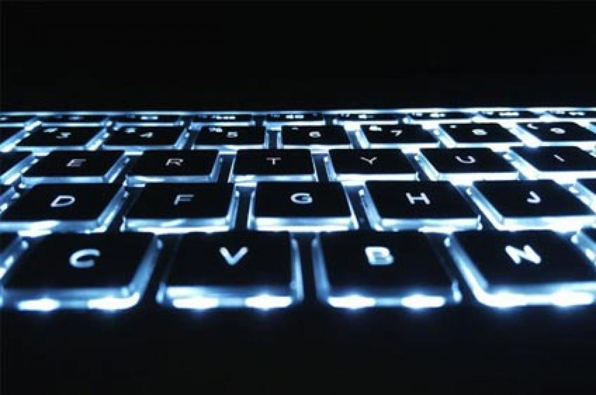 KeySniffer: Hackers can snag wireless keyboard keystrokes from 250 feet away