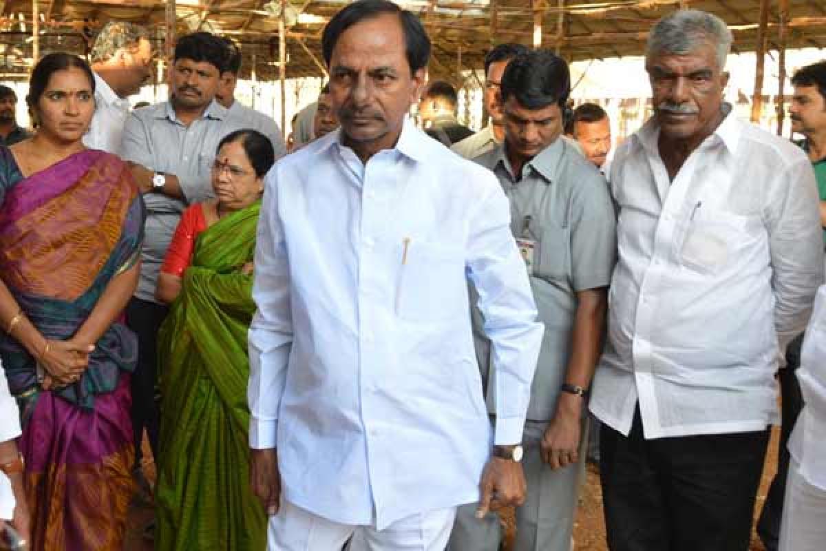 KCR next plans to perform Prayutha Chandi Maha Yagam