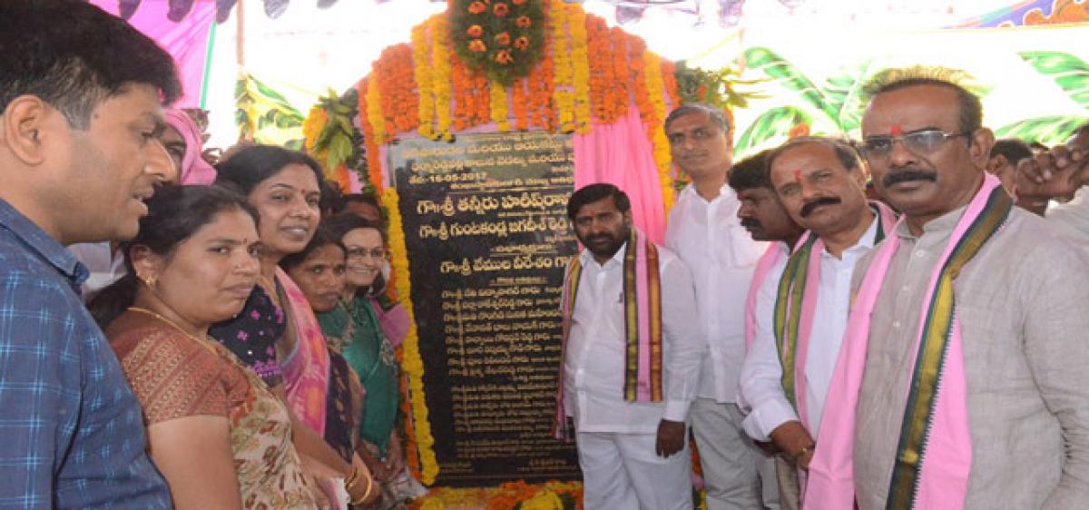 Ministers launch Bunadigani canal modernisation works in Bhongir