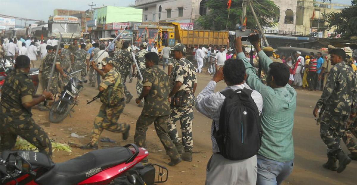 Massive protest demanding Sammakka Saralamma  district