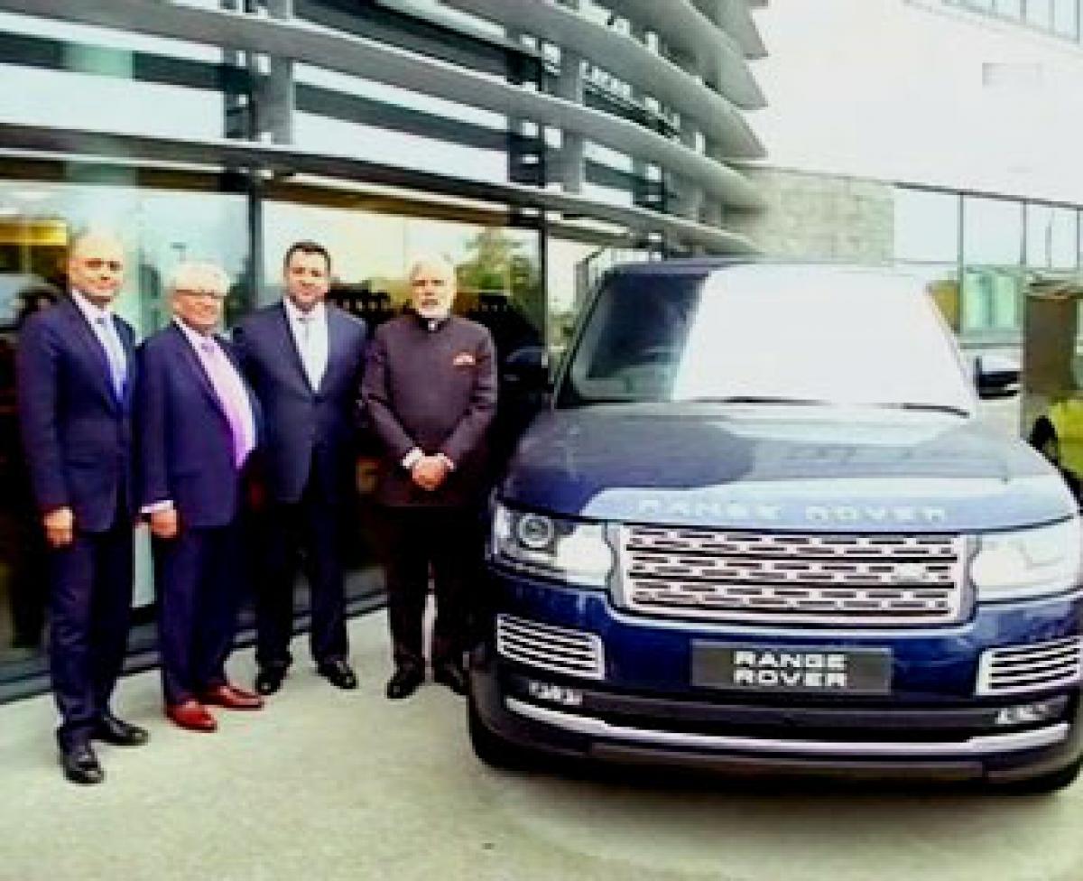 PM Modi visits Jaguar plant in UK