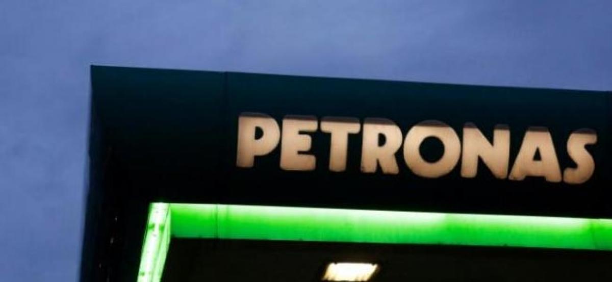 Petronas weighs sale to exit $27 billion Canada LNG project: sources