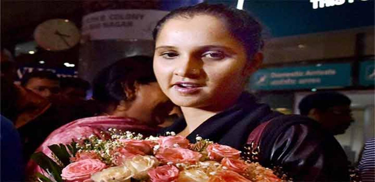 Sania dedicates US Open to fans