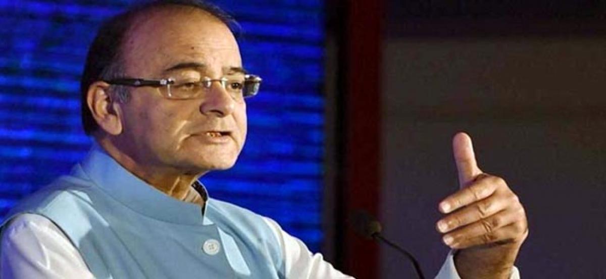 Era of grey eminence gradually coming to end: Jaitley