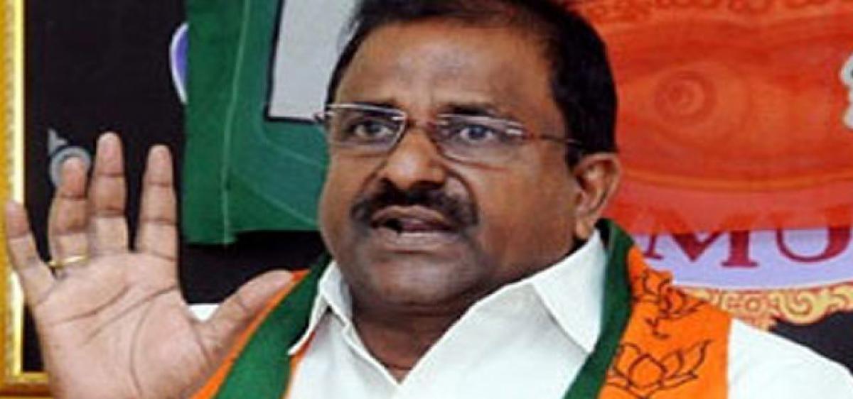 Somu Veerraju demands quality food for women, kids