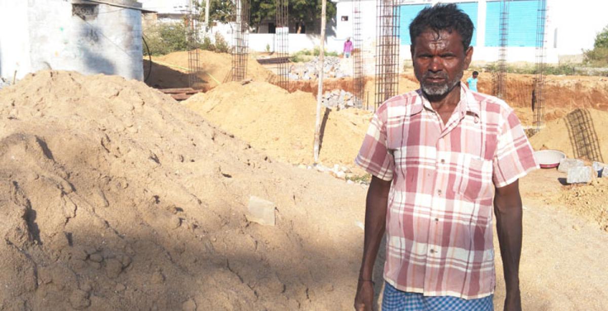 Sand crisis hobbles construction works