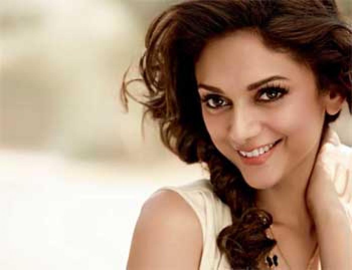 Aditi Rao Hydari to be Shruti Sanchetis muse at AIFW 2016