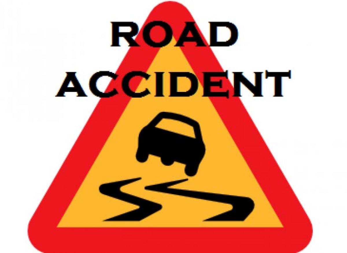 Four injured in road accident