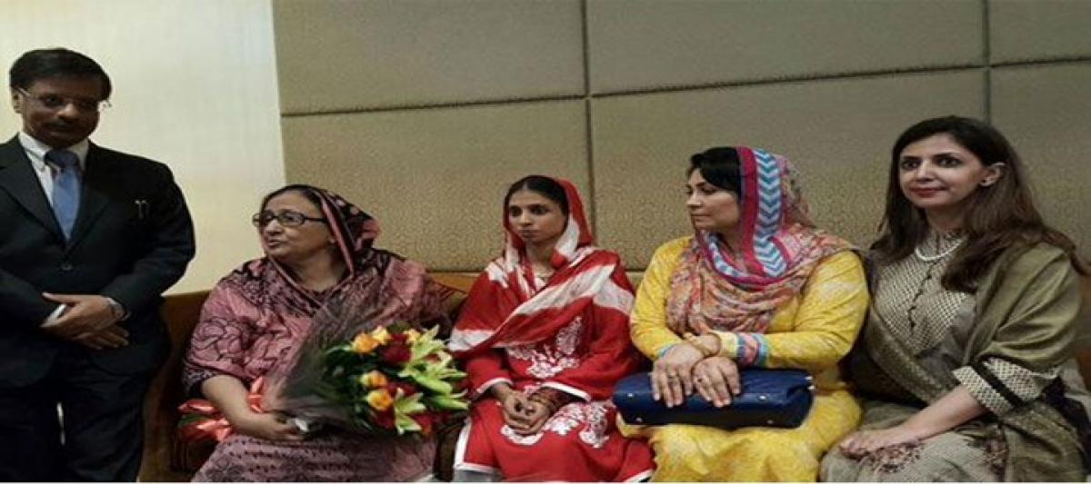 Warm homecoming for Geeta stuck in Pakistan for a decade