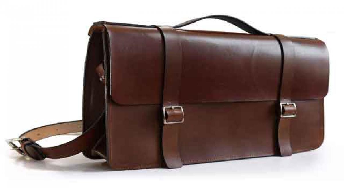 Maintain leather bags during monsoon