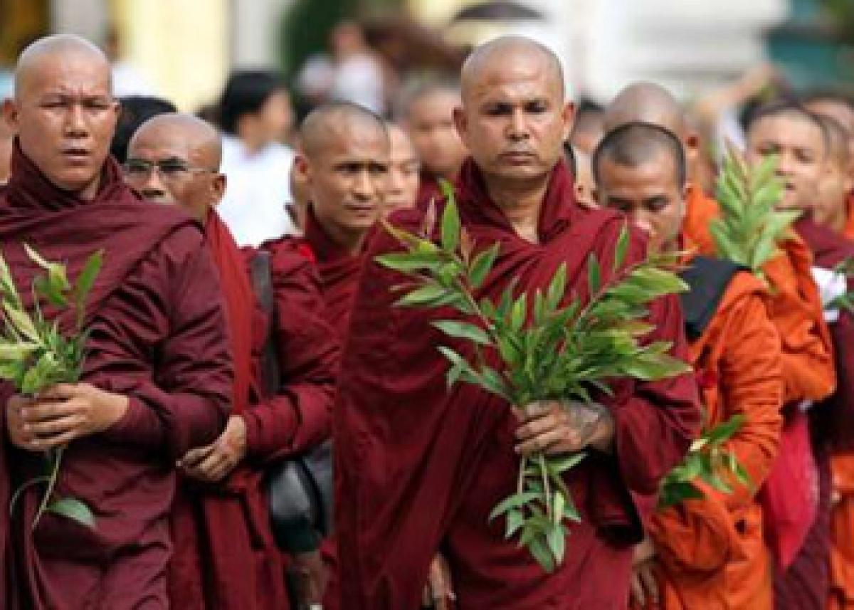 Buddhist monks hope for peace in Myanmar