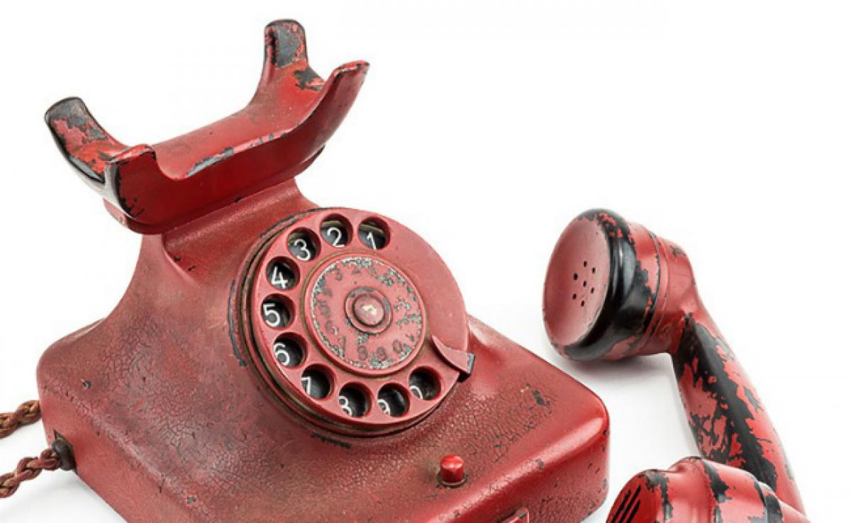 Adolf Hitlers Personal Phone Sells For More Than $240,000