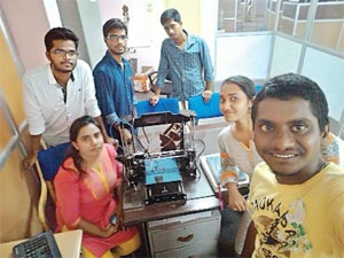Engineering students create metallic 3D printer