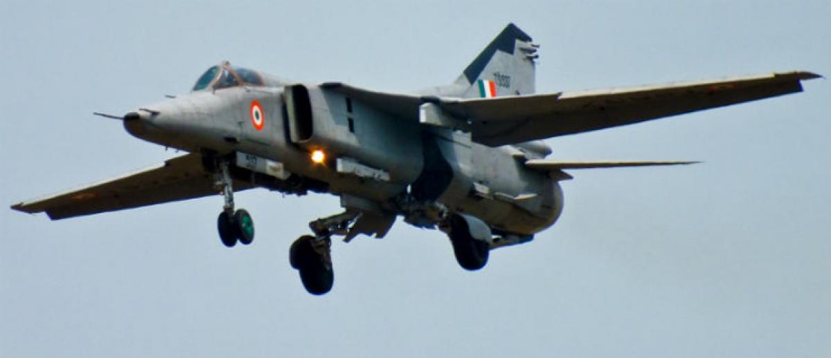 IAF Jaguar fighter plane crashes near Allahabad, pilots safe