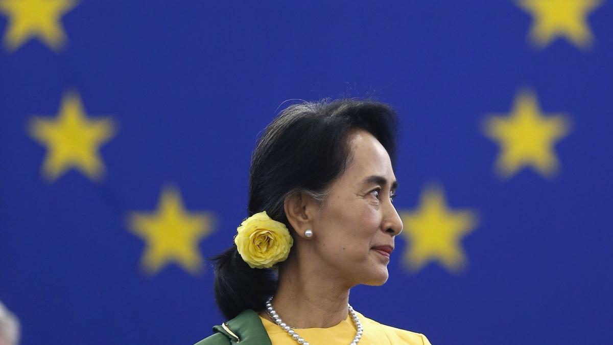 Suu Kyi to chair committee for Rohingyas