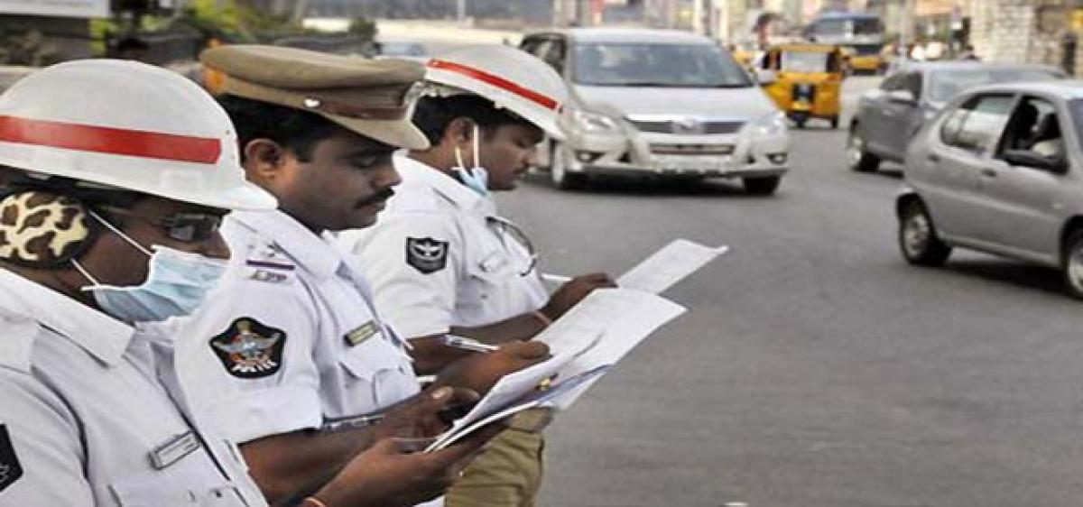 Hyderabad Traffic cops book 703 cases in one day