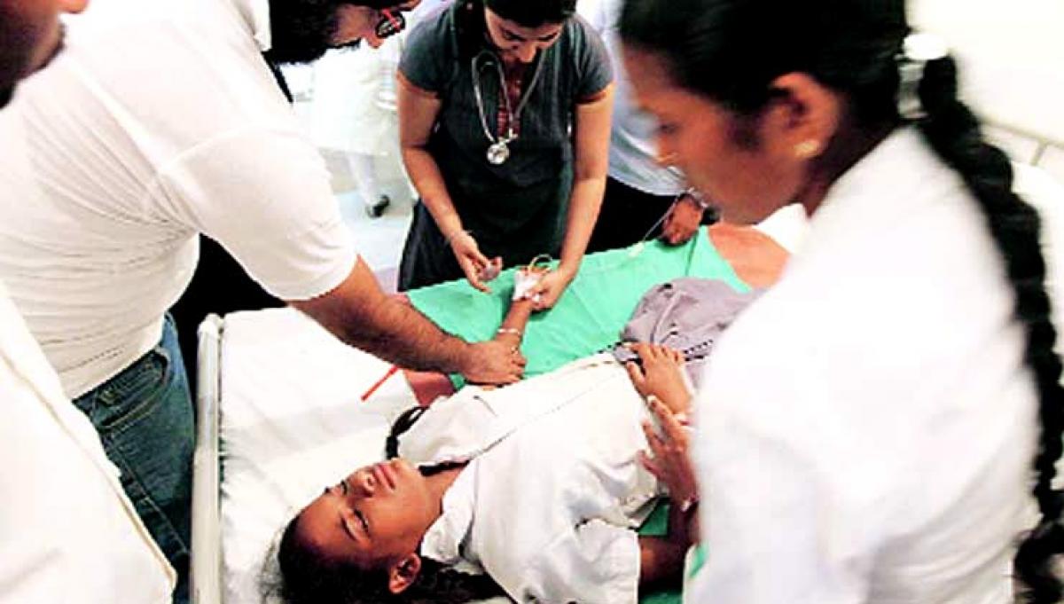 70 school children taken ill after mid-day meal in Lucknow