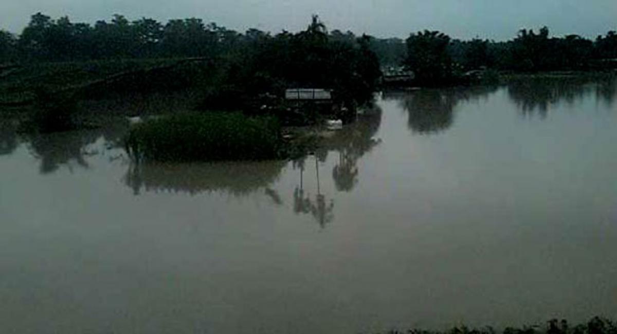 Over 3 lakh people affects in Assam flood