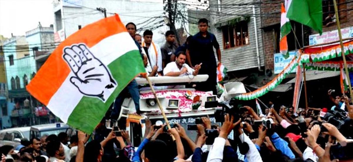 Rahul Gandhi holds roadshow in UP despite being denied permission