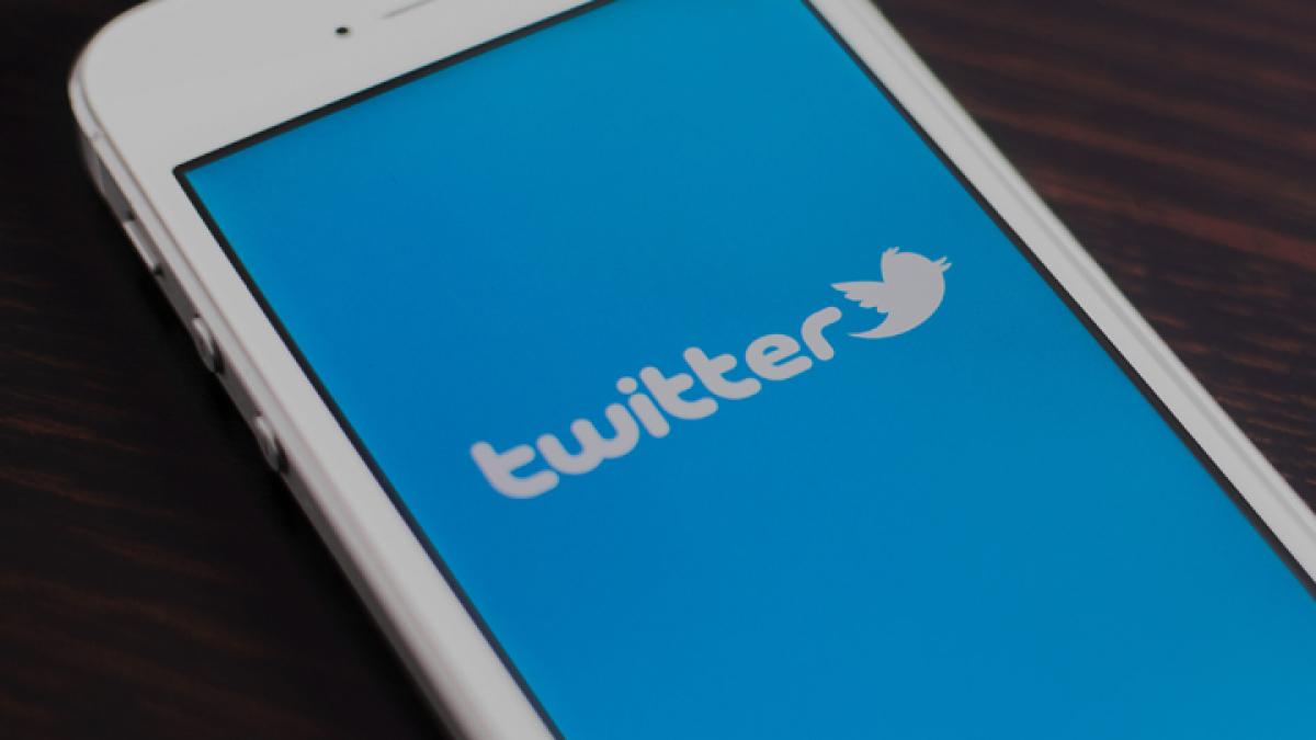 Twitter tipped to get Facebook-like timeline soon