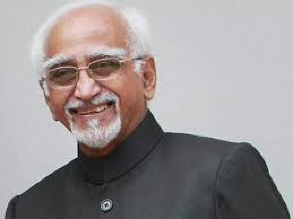 Govt apologises to Hamid Ansari