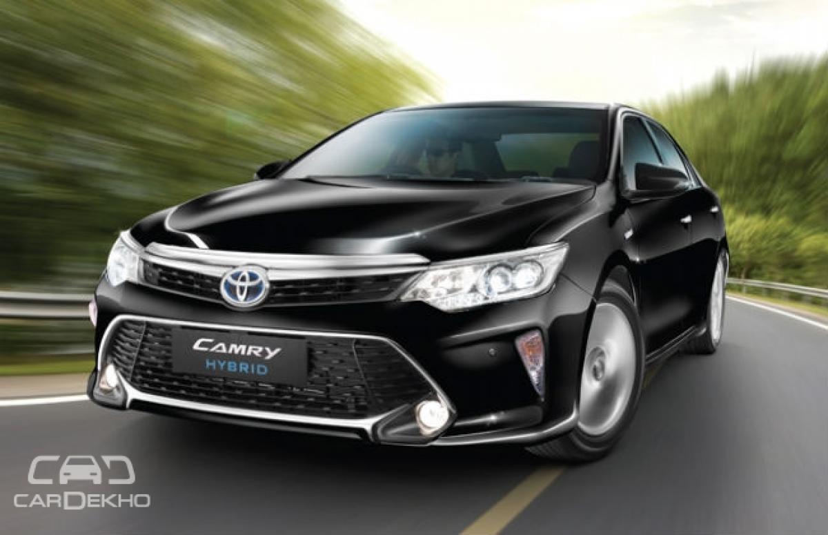 2017 Toyota Camry Hybrid available at Rs 31.98 Lakh