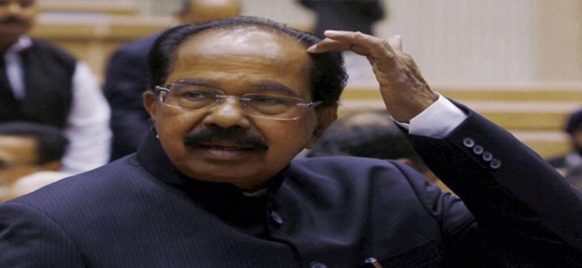 Veerappa Moily does not rule out alliance with YSRCP