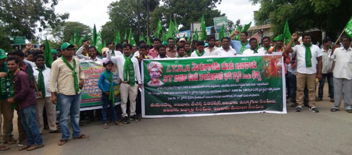 Adivasis stage protest demanding removal of Lambadas from Scheduled Tribes list