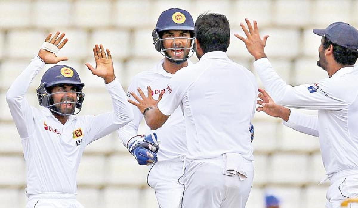 Spinners give Sri Lanka the edge